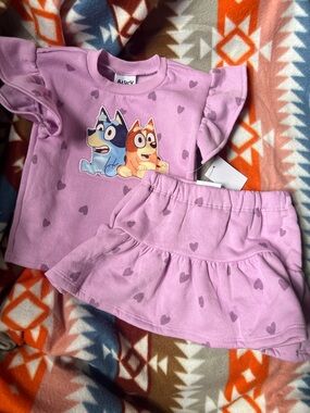 Bluey 2 piece Girls skort and shirt set New 2T